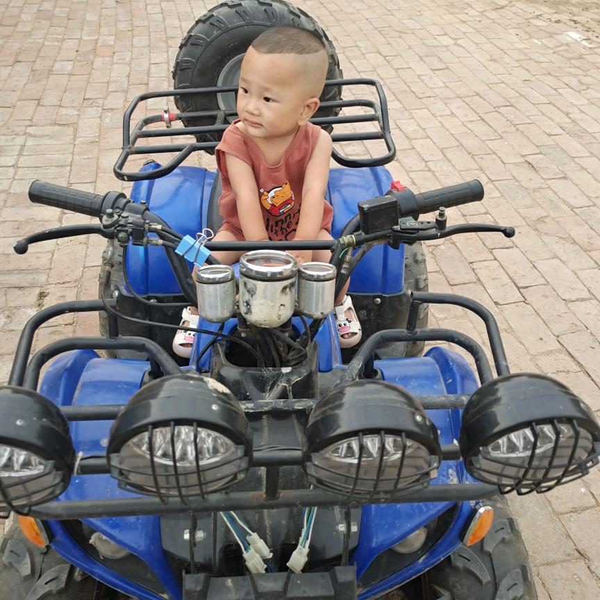 😋奔跑的我🙂