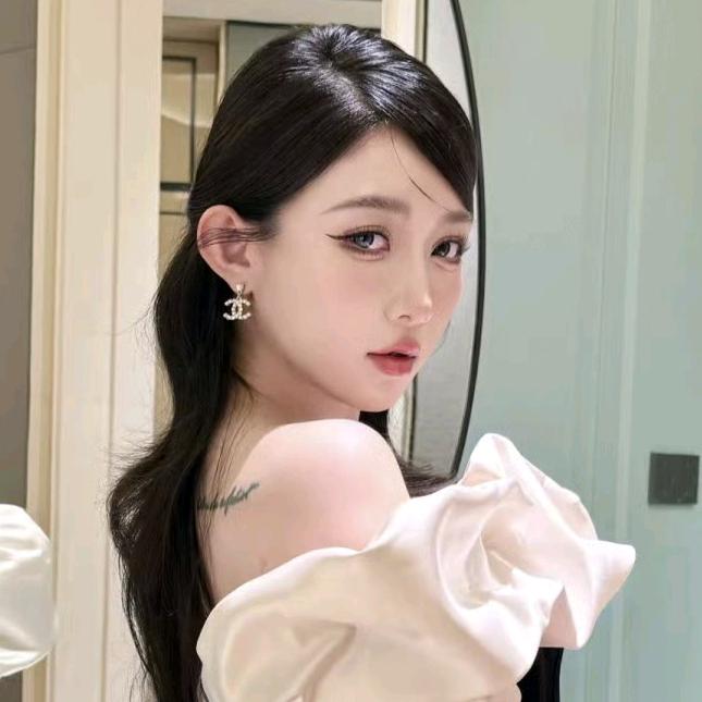 美伊在这呢～