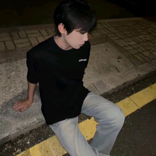 你脸又红了