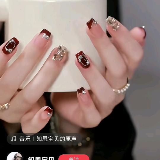 村东头晒太阳的猫🐱