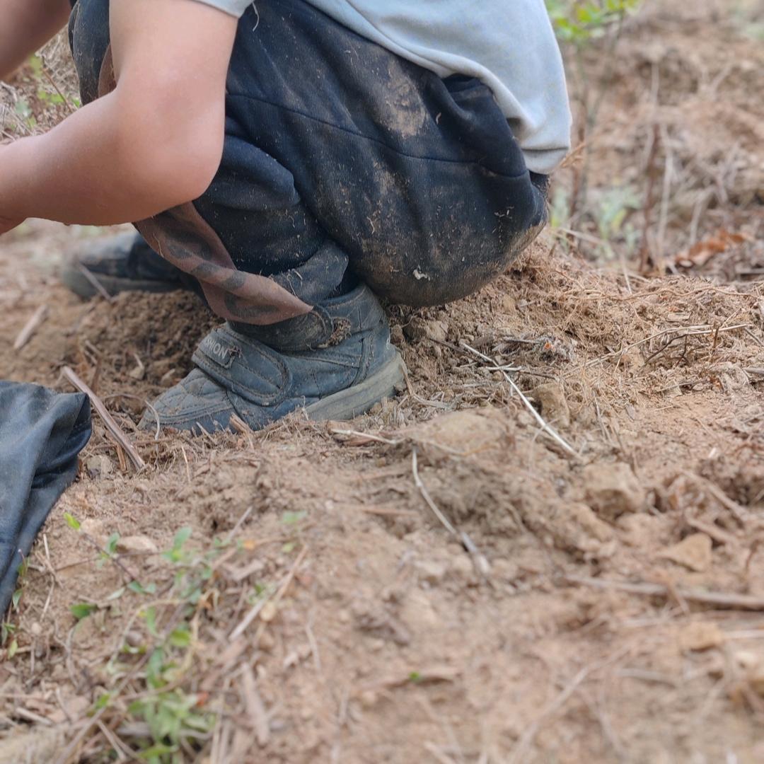 就很过分。。白天。。刚给他