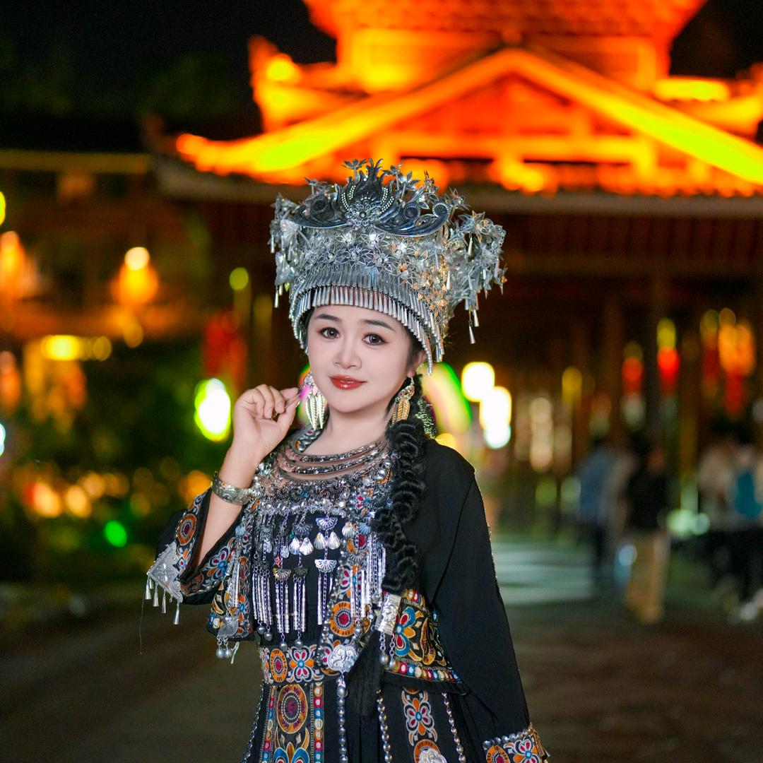黄小姐吖