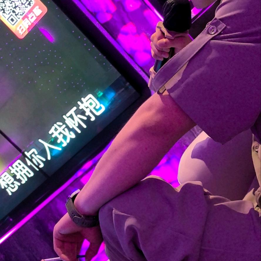 白色衬衫（自律版