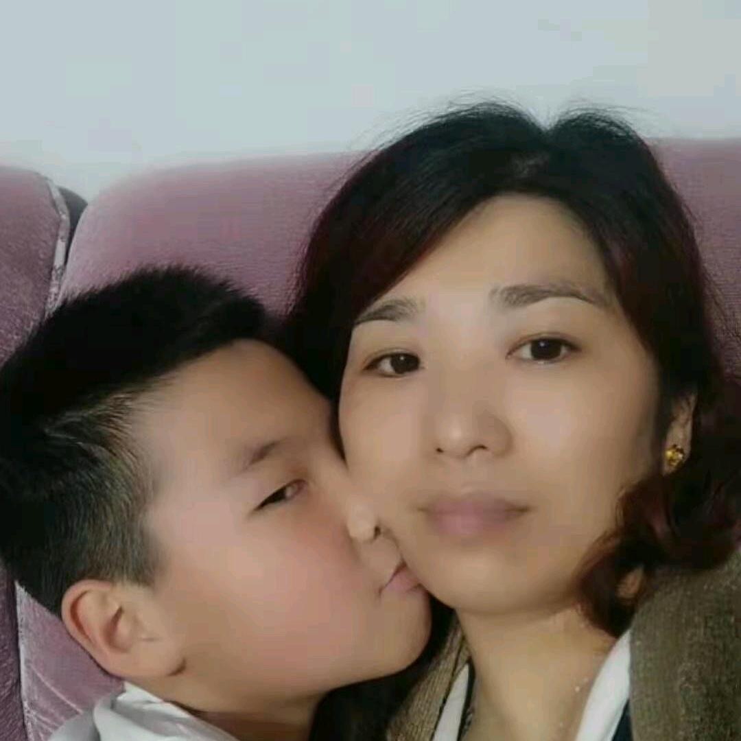 木林森士圭垚