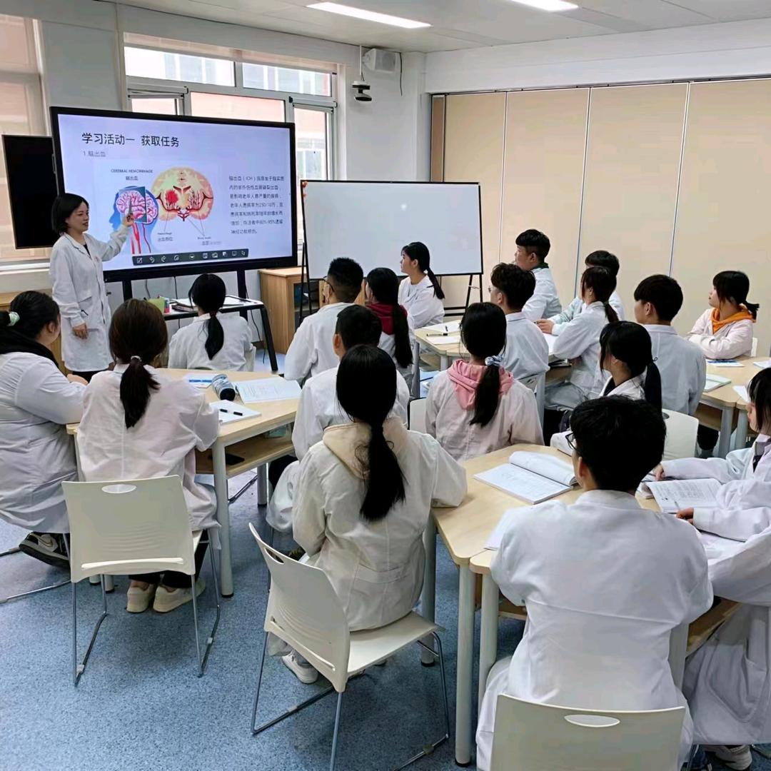 河南医药学院