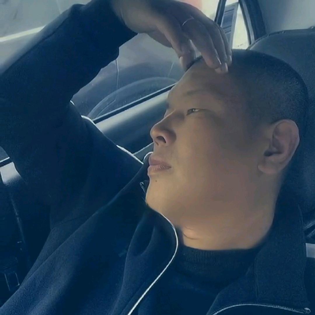 ꧁༺瑞瑞༻꧂