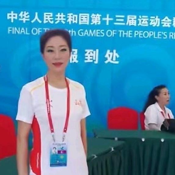气润毓璜 qi run yu huang