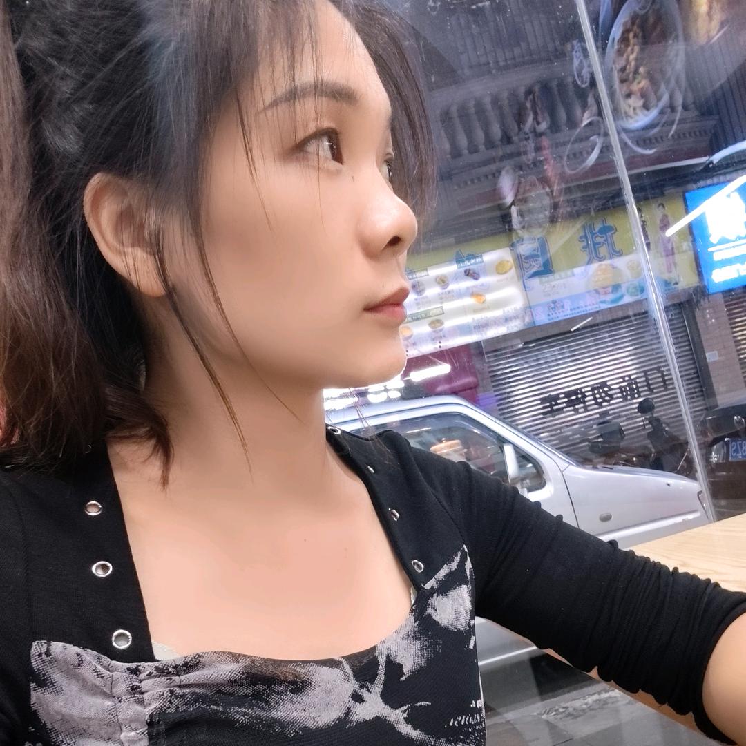 小胖妞