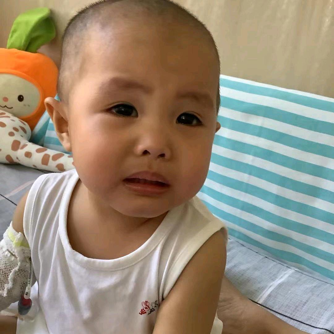 管凌萱爸爸抗癌女孩