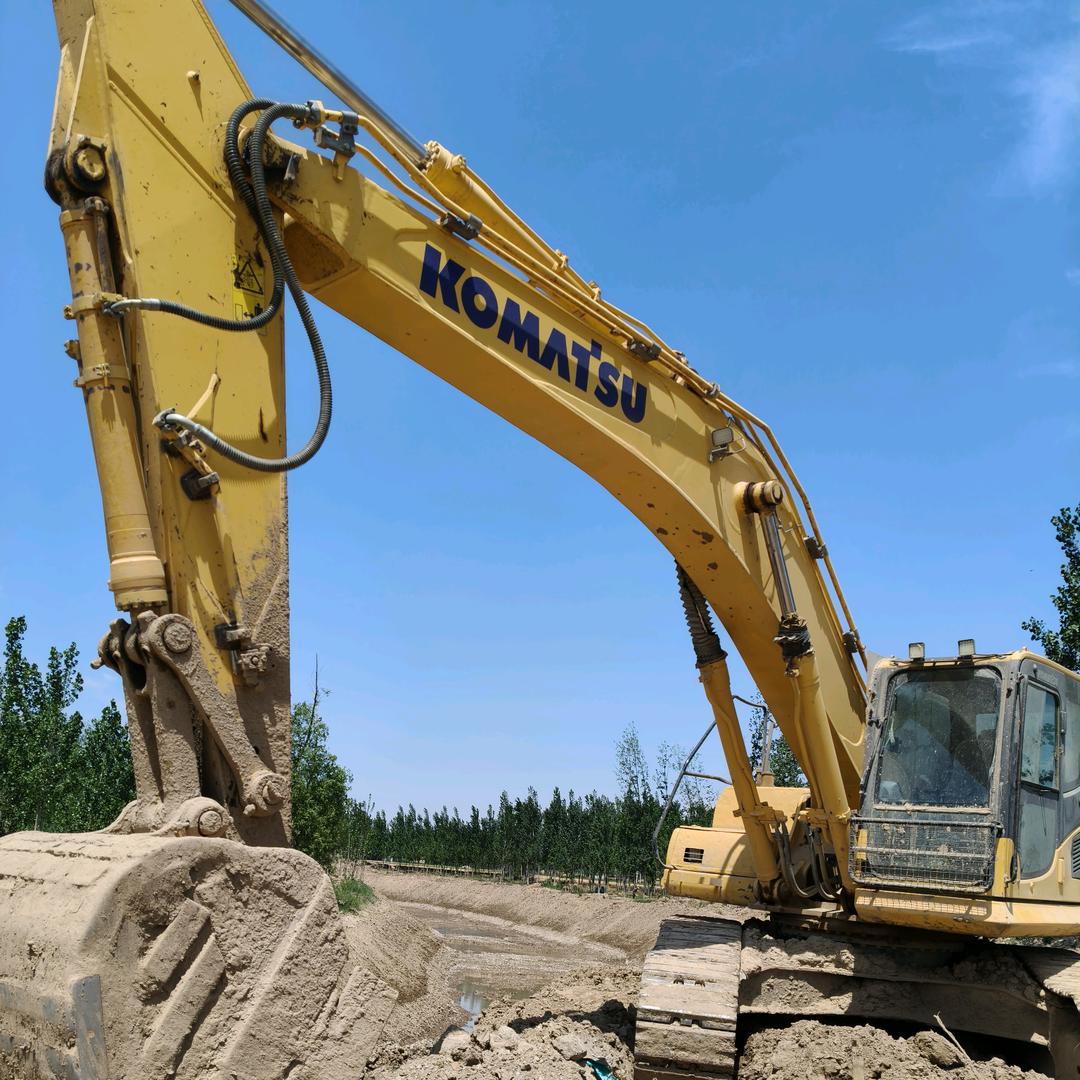 这个名字360挖机出租