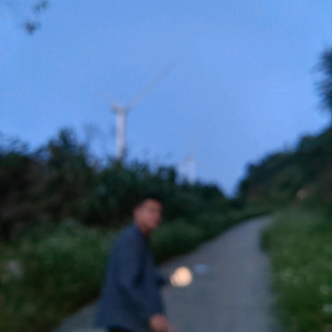 小黄很狂