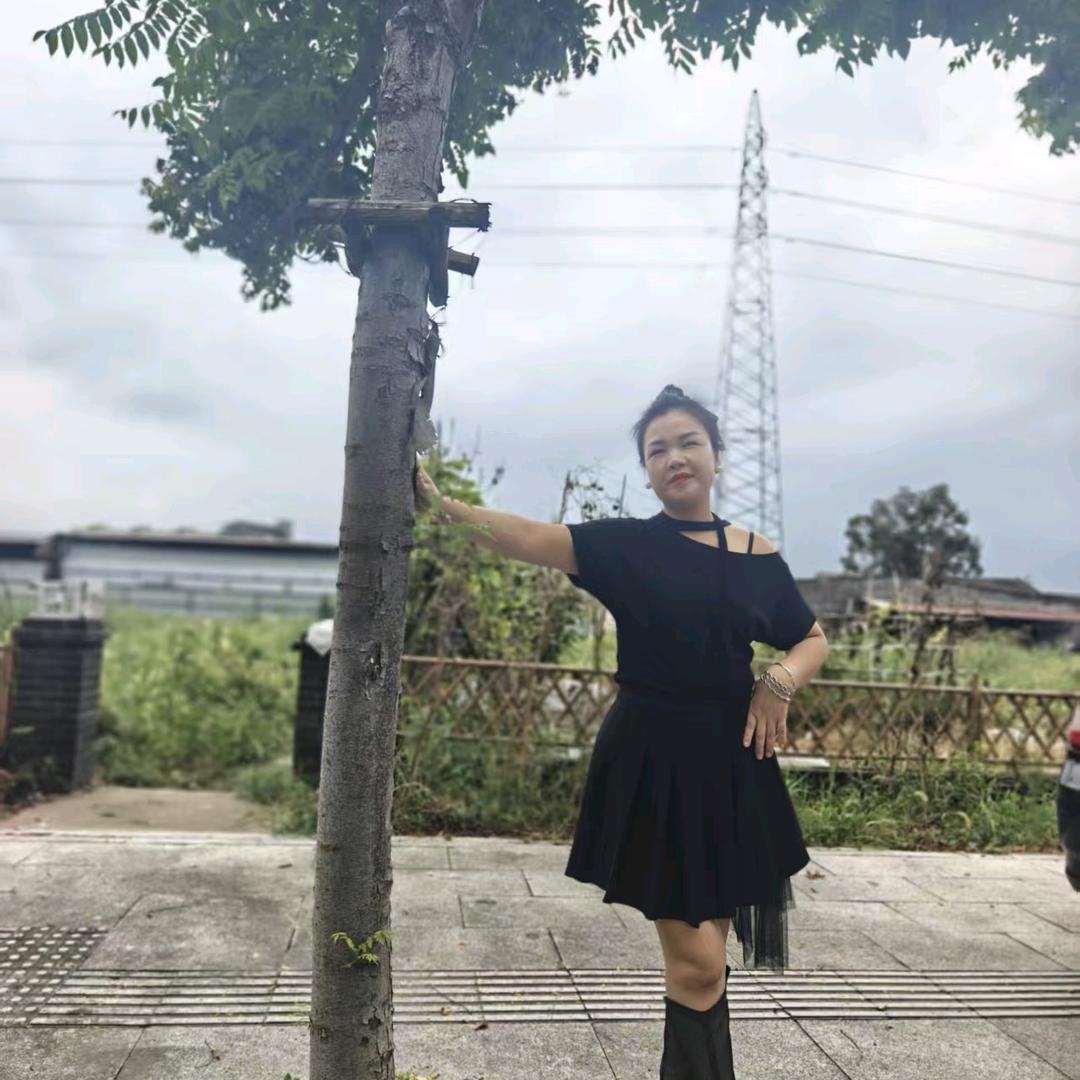 平等张家堡小影服饰