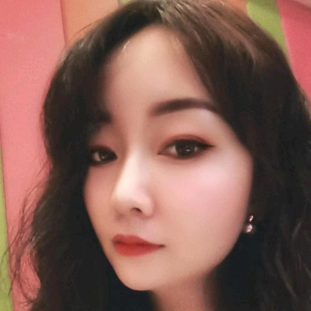 大眼睛👀姑娘🧚‍♀️