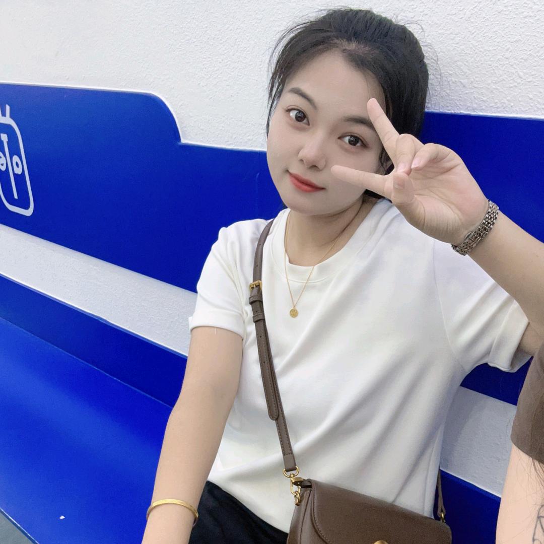 麦黄金的杨婷