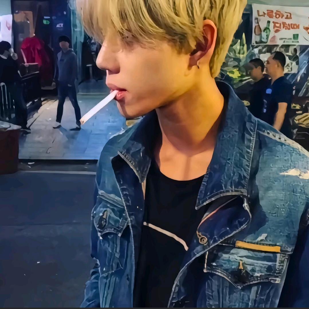 ←_←ㅤㅤㅤㅤㅤㅤ: ￴  ￴￴￴ ￴