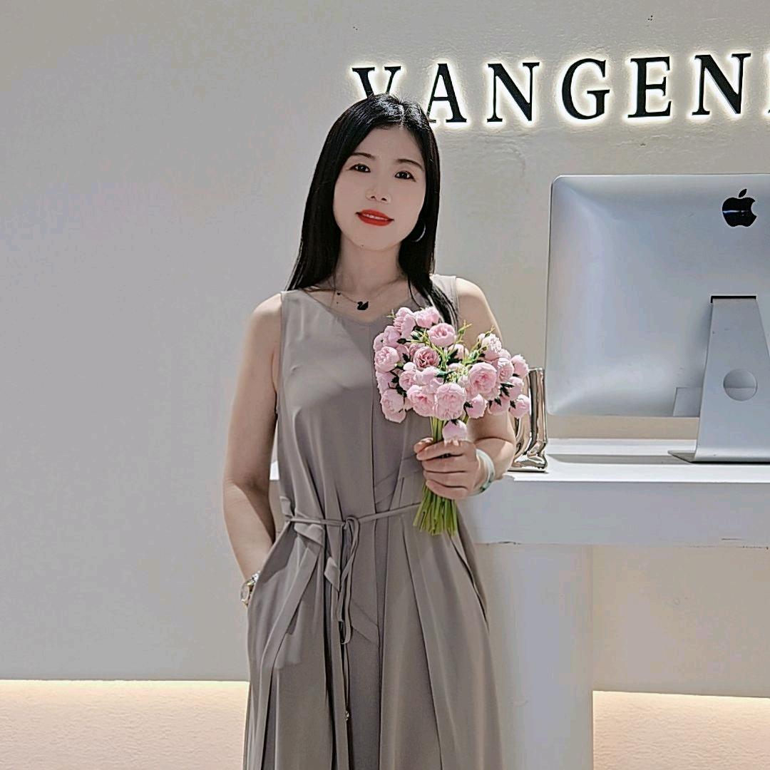 Sarah 女装买手店