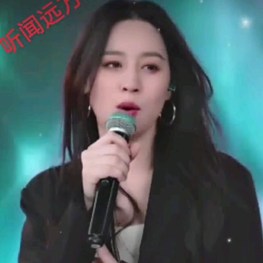 彩霞🎤