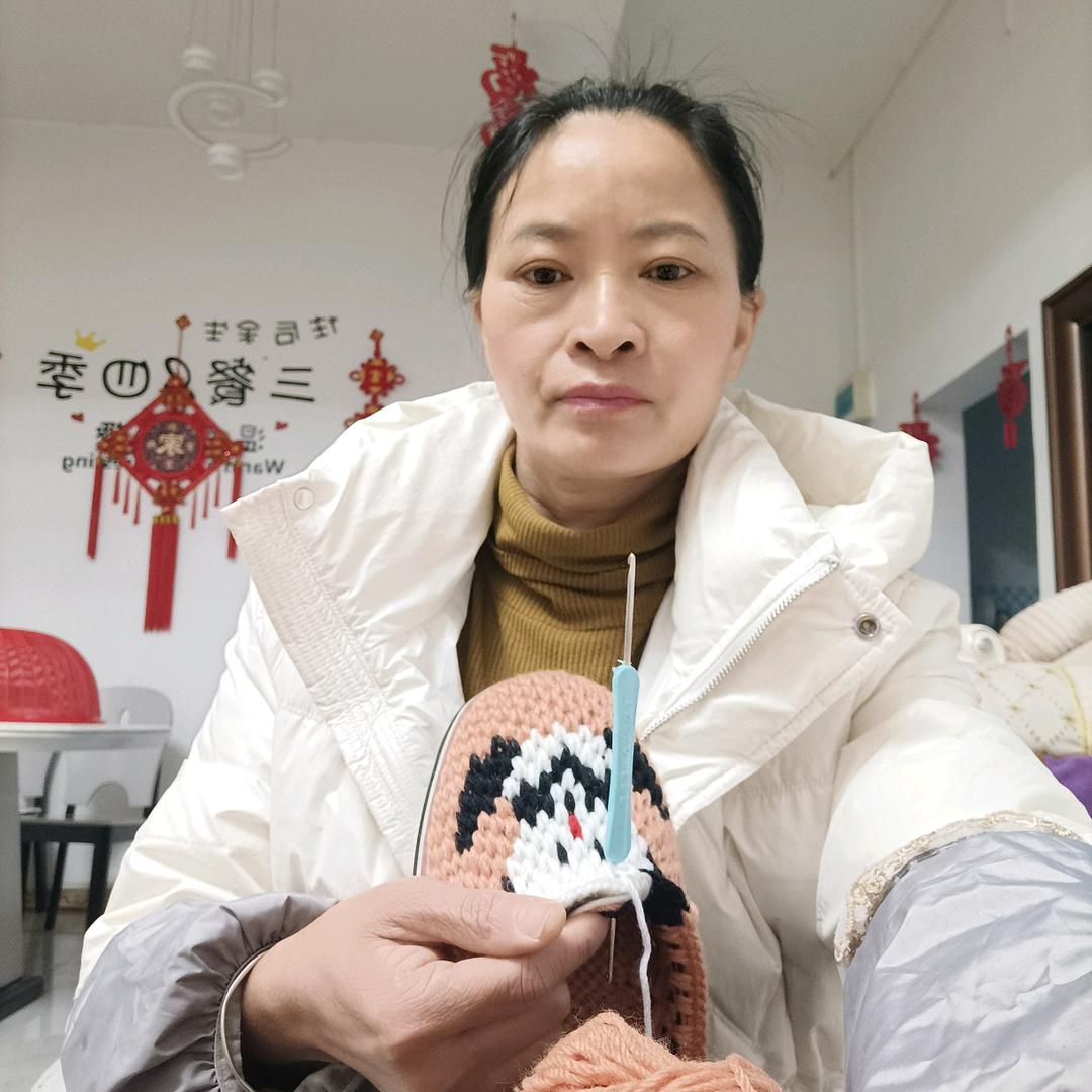 徐姐手工  手工编织 帽子，拖鞋