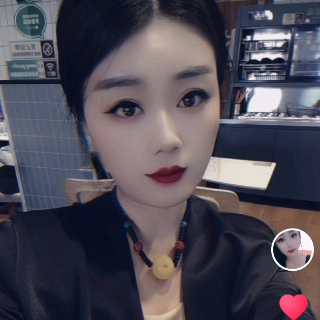 一个秋秋吖🍂