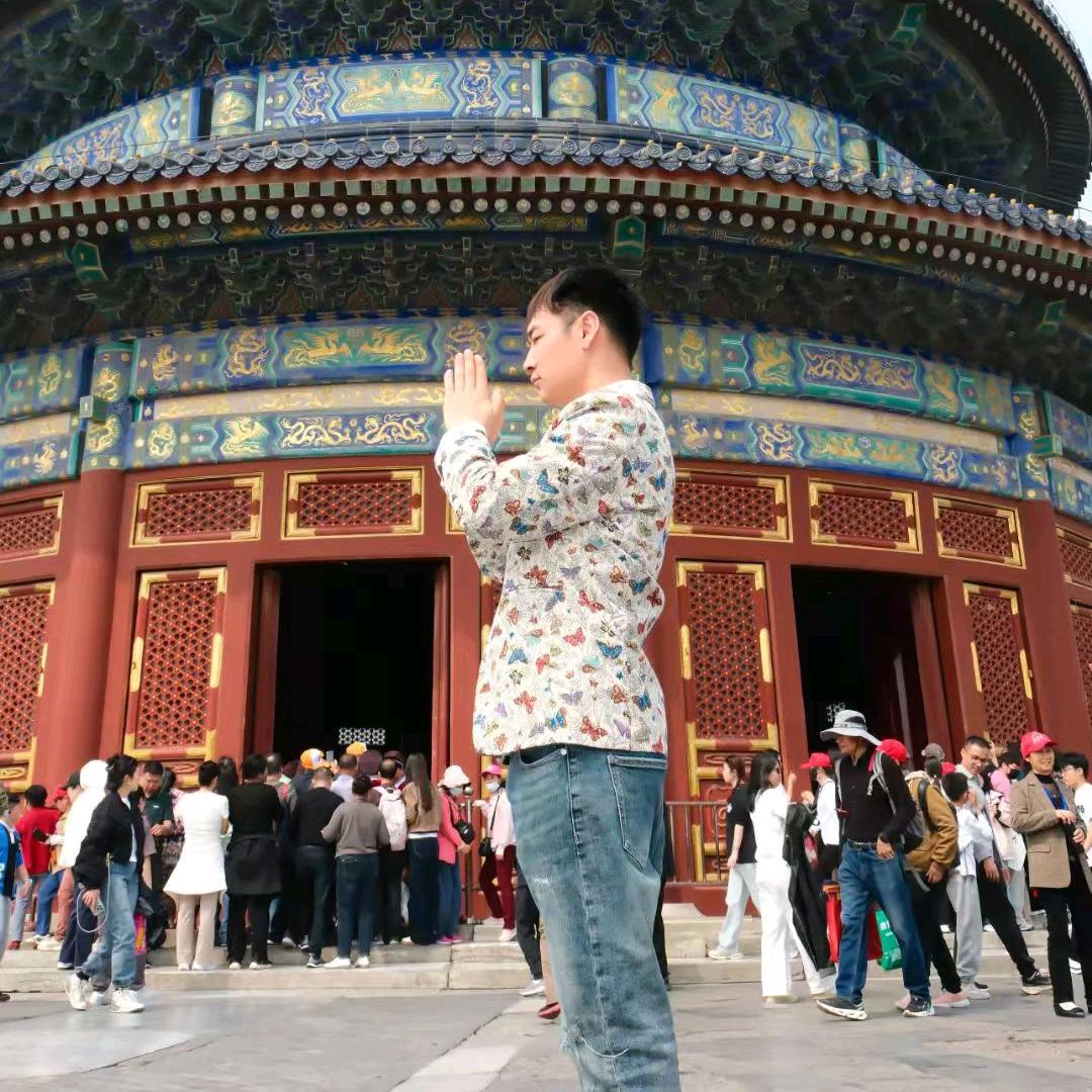 见天见地见众生🙏🙏