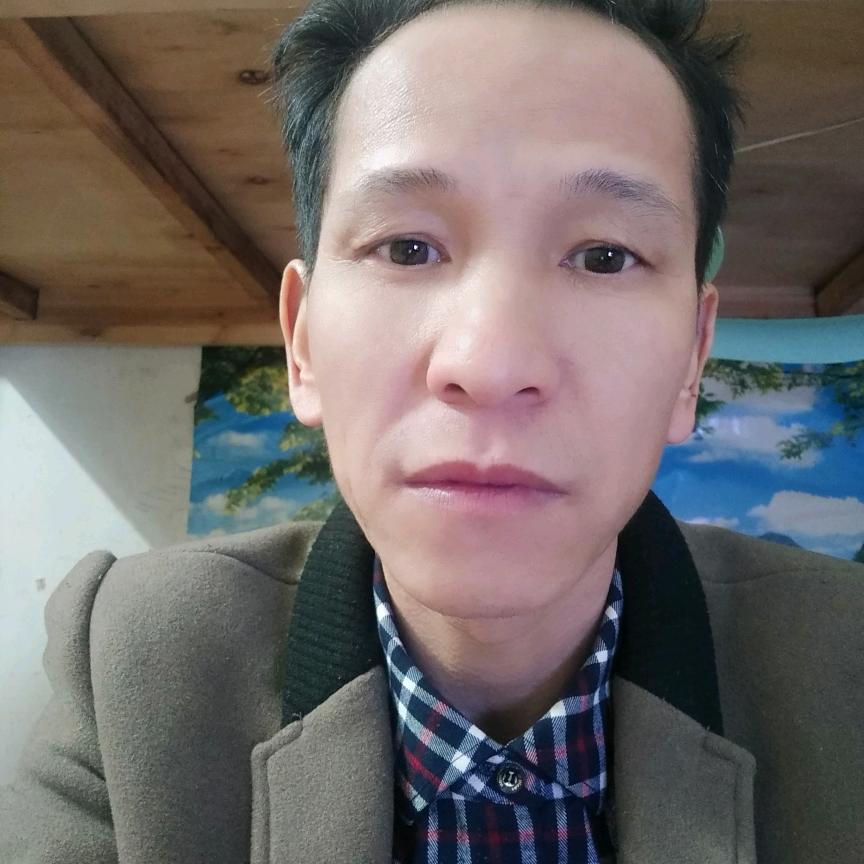 黄春