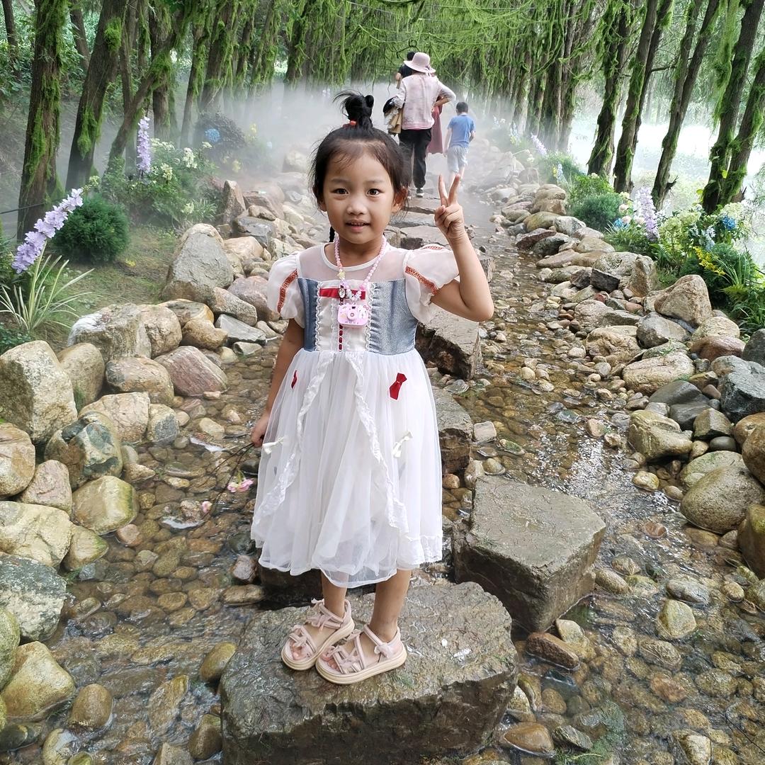 彤言彤语
