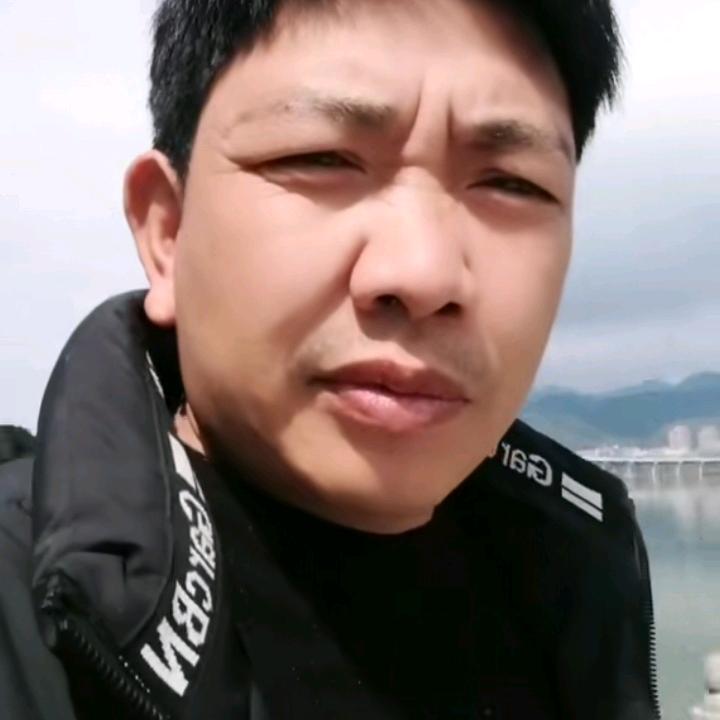 对你不再陌生因为我看穿了人心