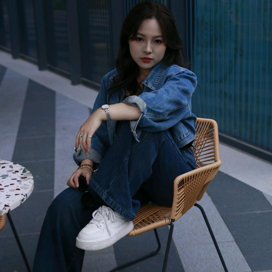 卖女孩的小火柴.阳💭