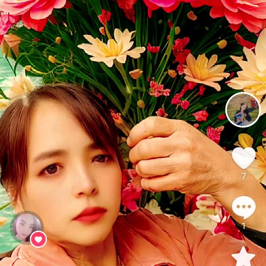 @幸 福 安 康”我是三妹