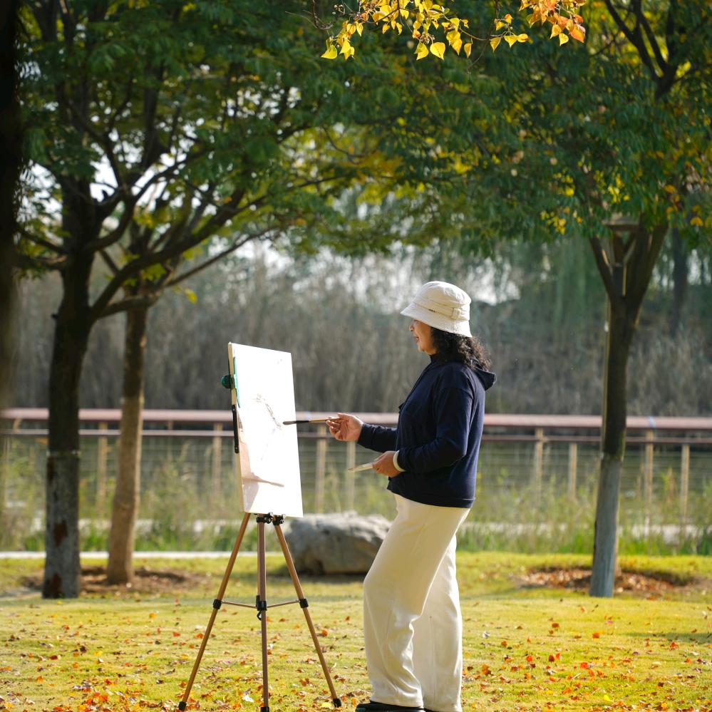 冯忆莲头像