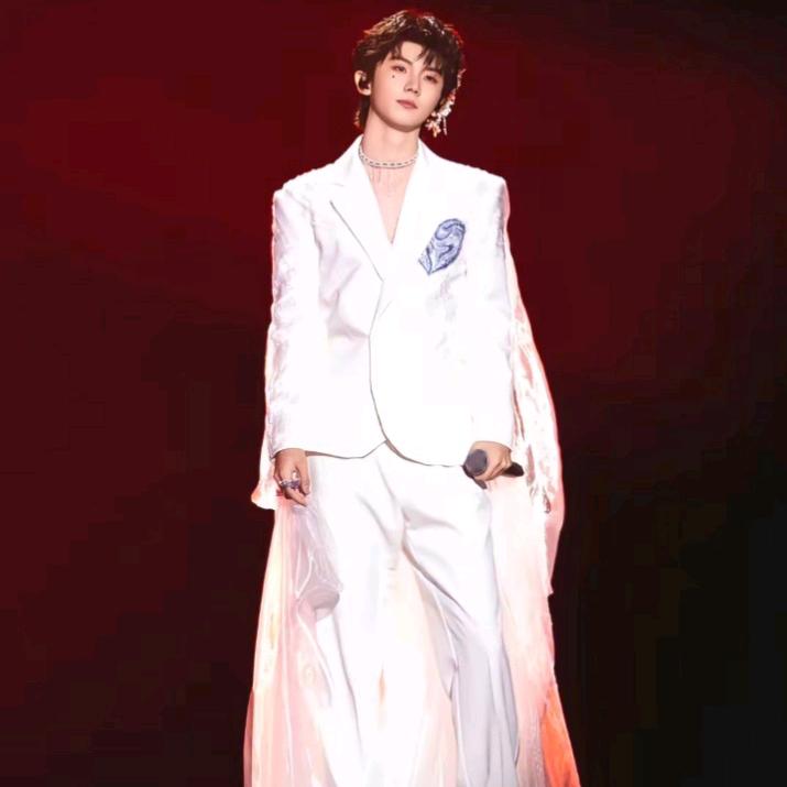 祺FANCY.