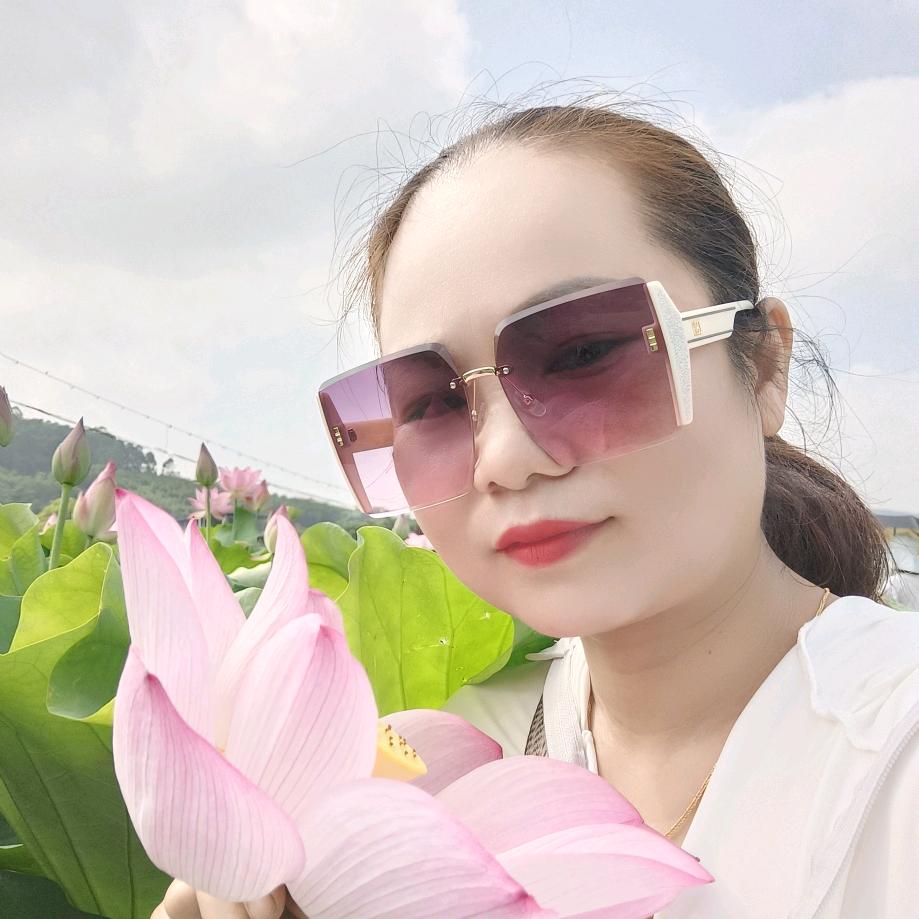 小妞