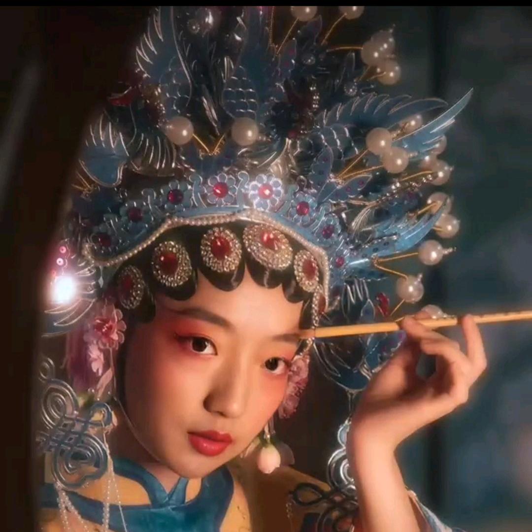 枯叶蝶༊小甜甜ღ᭄ꦿ࿐