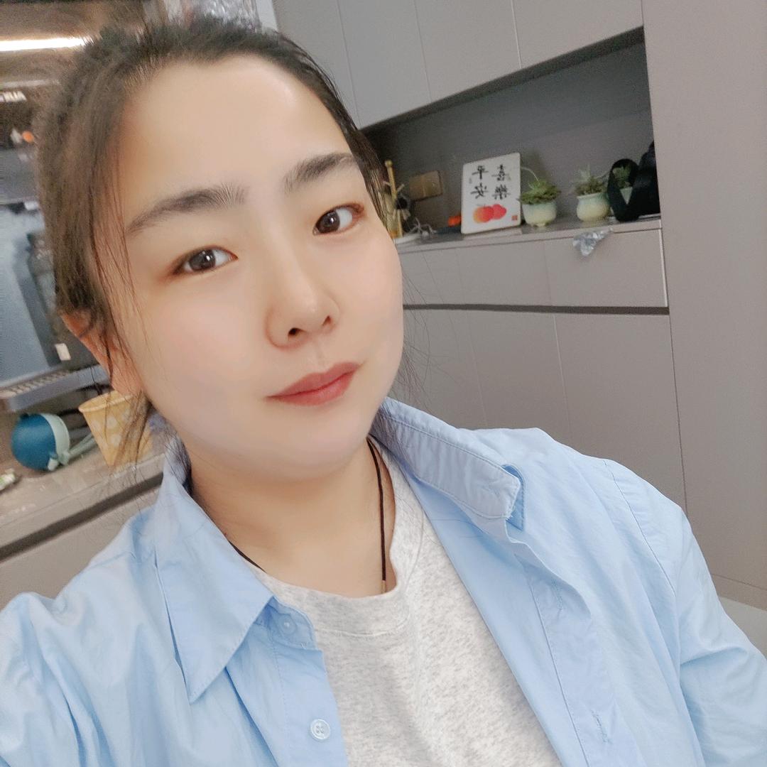 下楼步行街大凡家童装童鞋