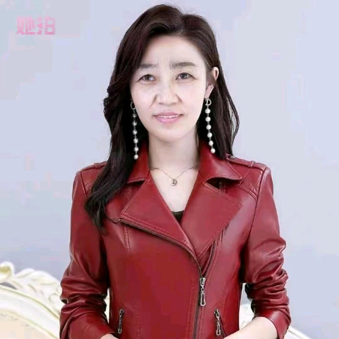 爱心站：共享山庄晩19点10分小号开播