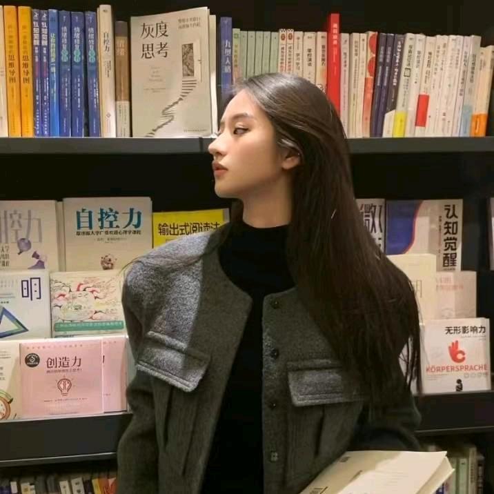 (●.●)