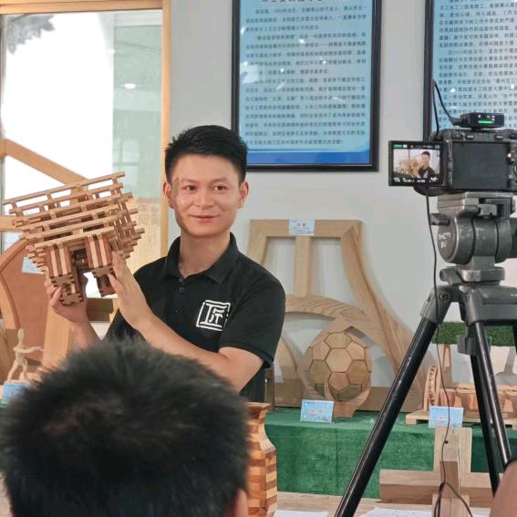 @鲁班学堂