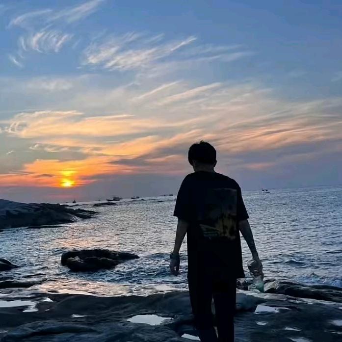 ☞李先生☜（_）♥