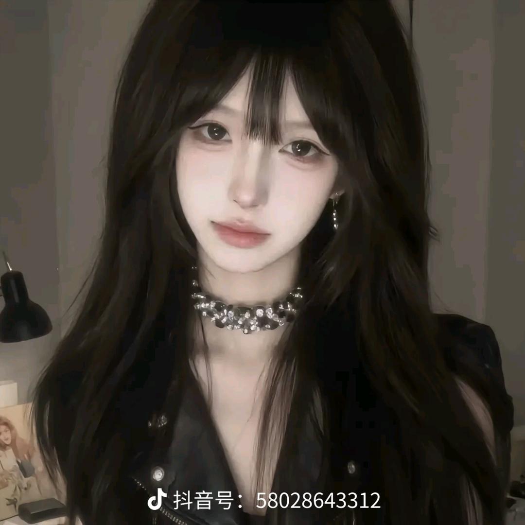 小猫喜欢吃小鱼干🍎