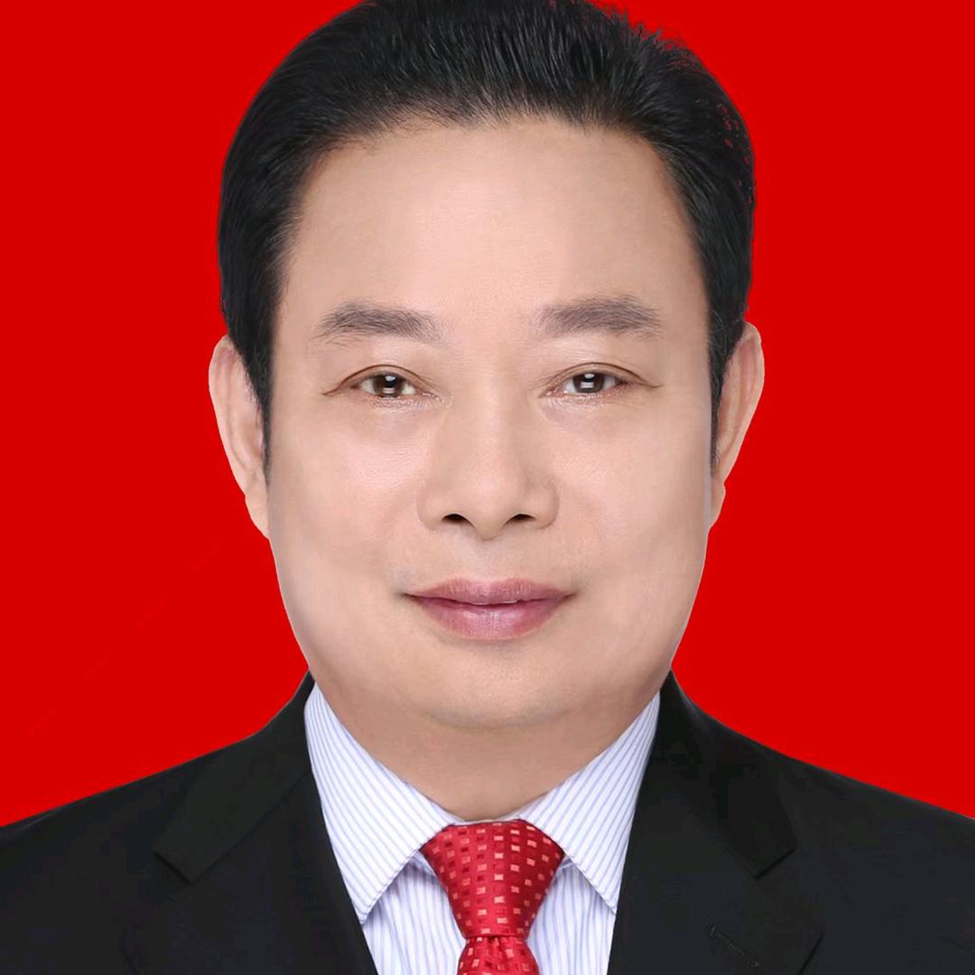 吴河西：心存仁爱，行善积德。