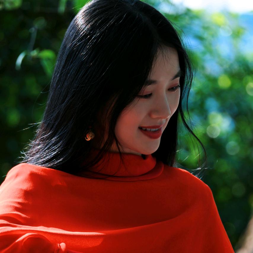 逸.丽