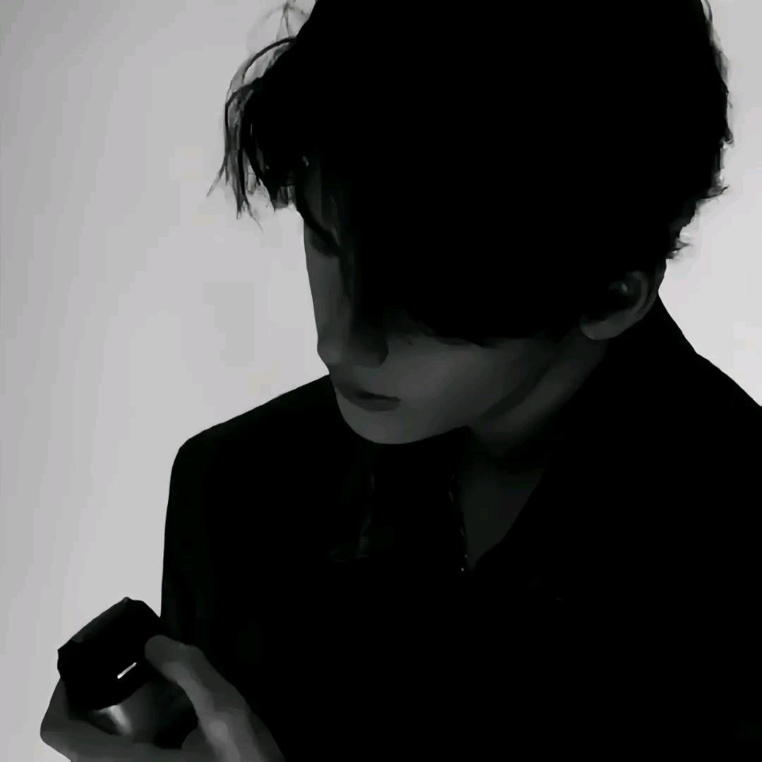 ㅤ ㅤㅤ ㅤㅤ ㅤ