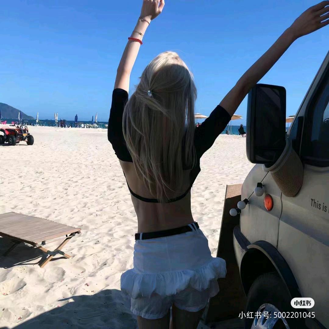 🐬
