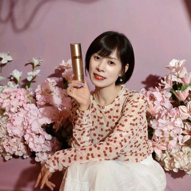 小菊护肤（招代理）