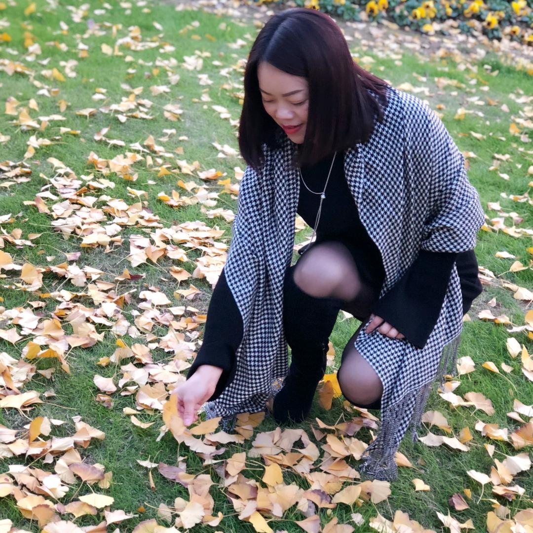 梅梅（谢绝.连赞）