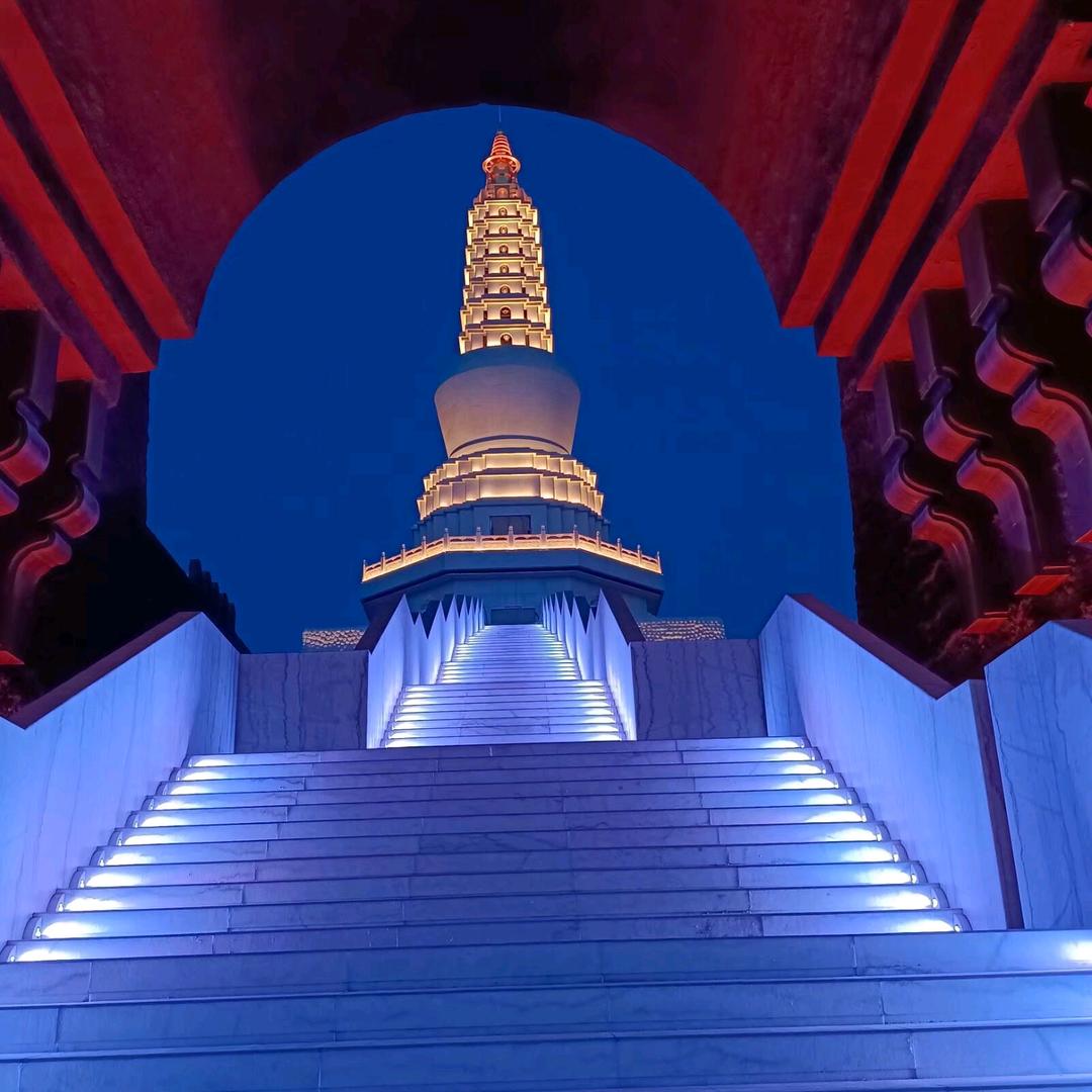 奋发有为的小伙儿