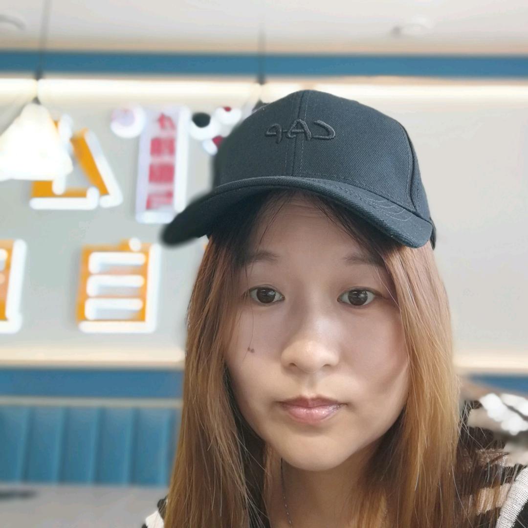 黄晓英