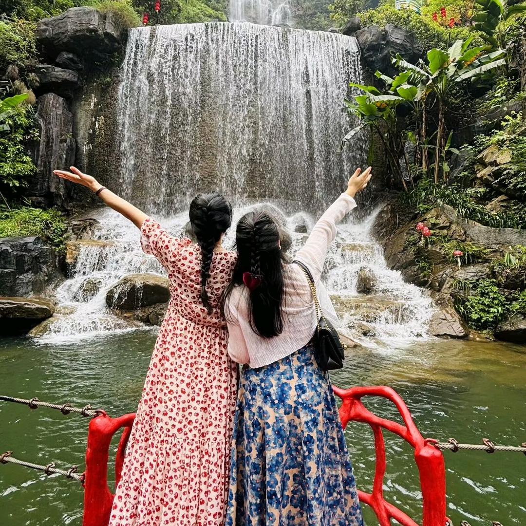 爱旅纷途