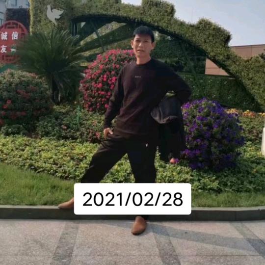 不怕贫寒忘快乐