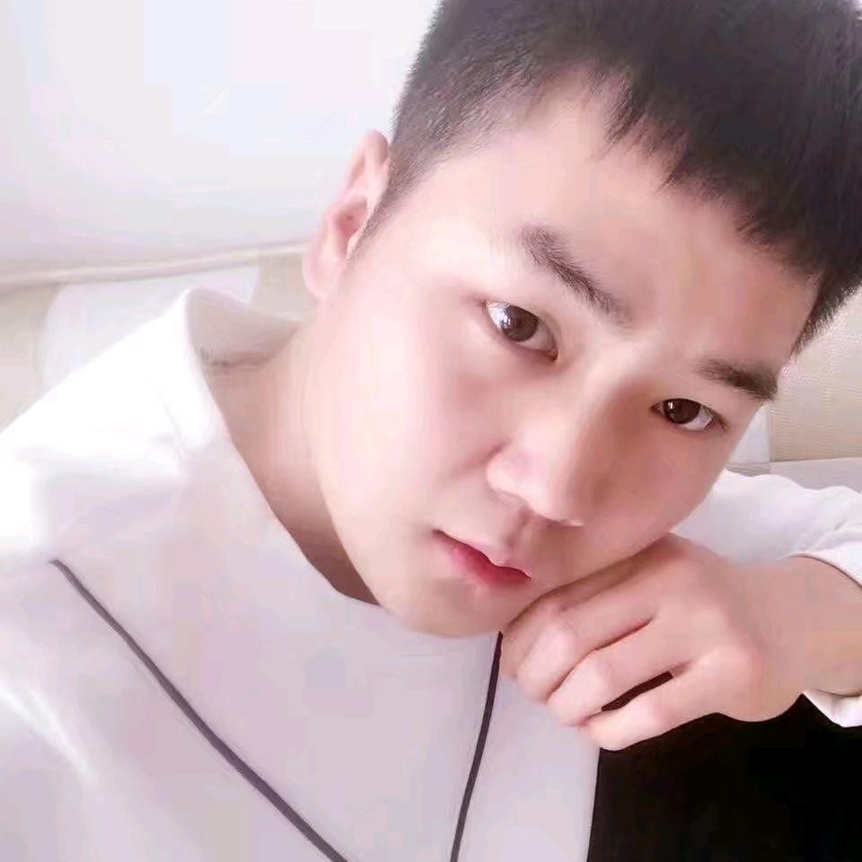 小时候可帅了